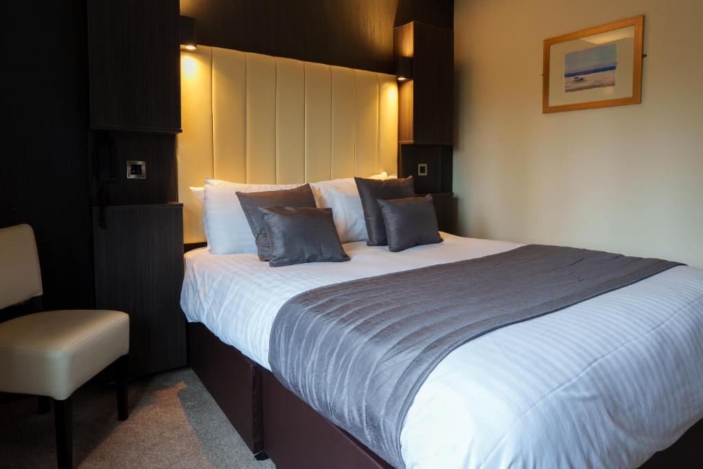 Arden Hotel & Leisure Club
