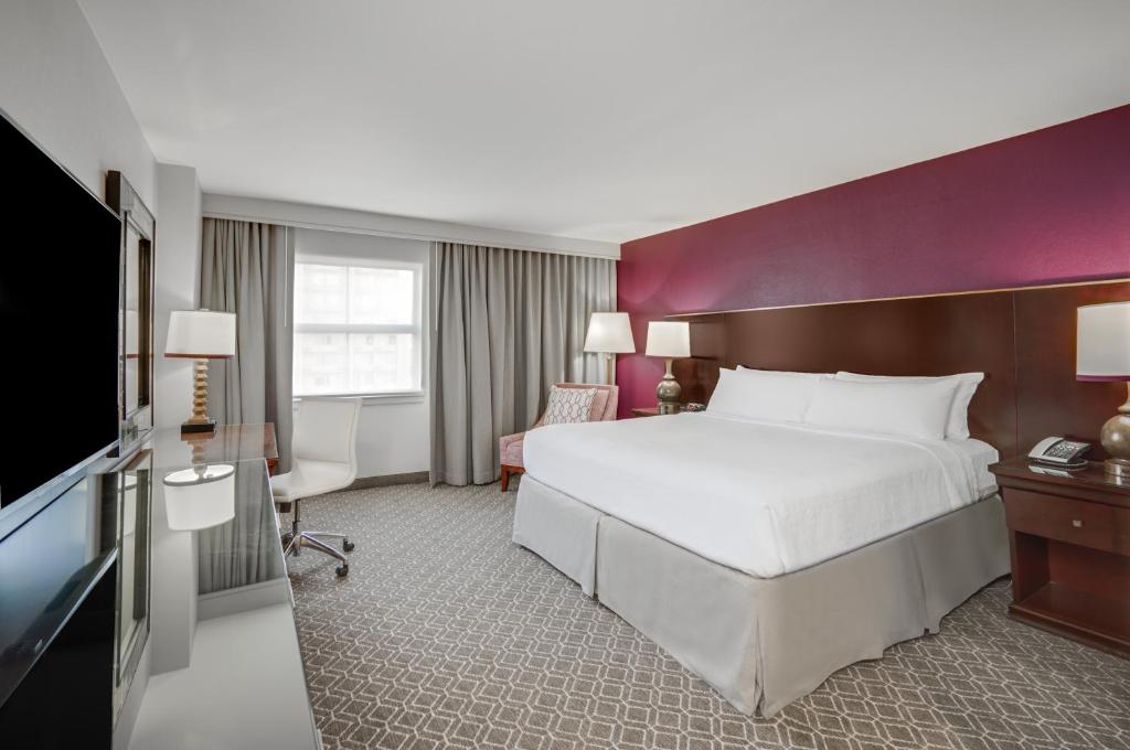 Astor Crowne Plaza New Orleans French Quarter