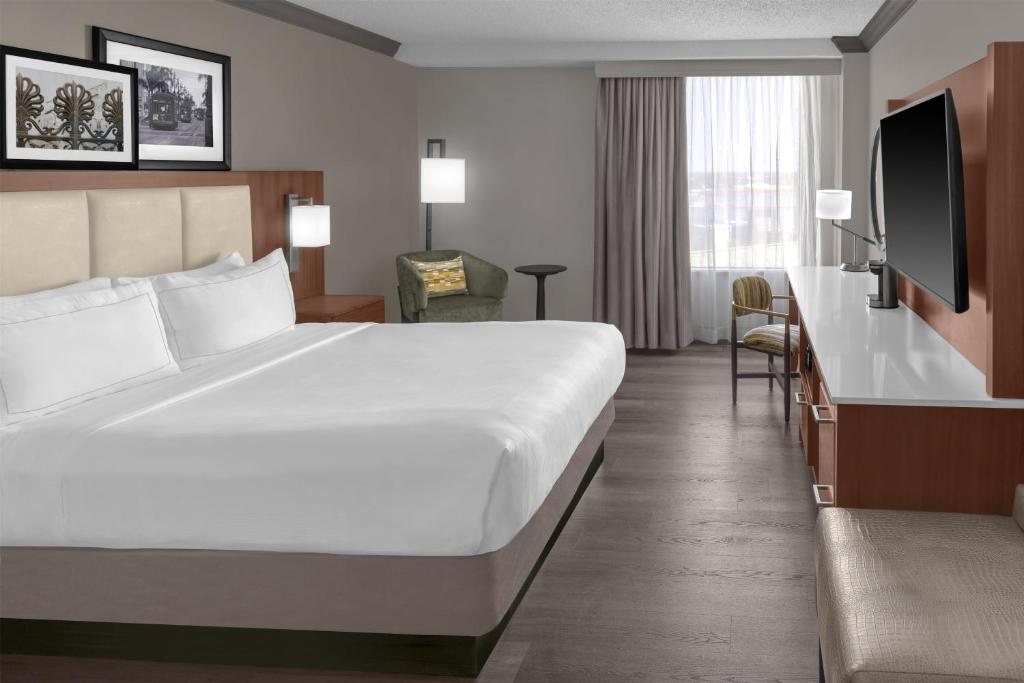 DoubleTree by Hilton New Orleans