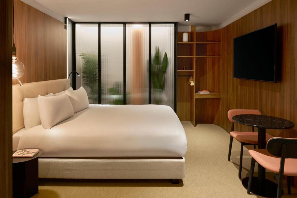 Good Hotel London