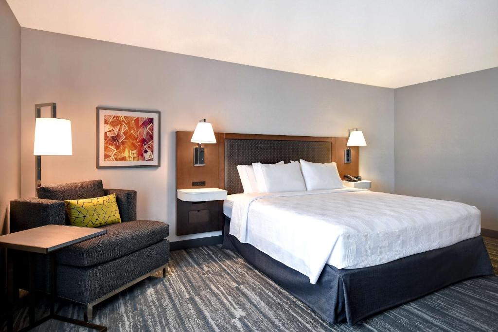 Hampton Inn & Suites Las Vegas Convention Center