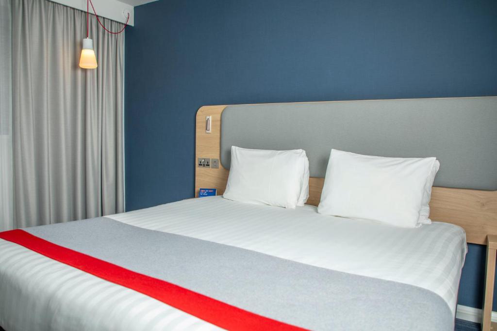 Holiday Inn Express Royal Docks, Docklands