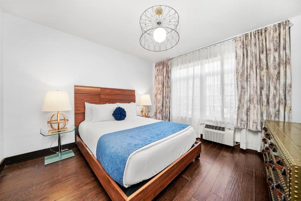 Lincoln Arms Suites