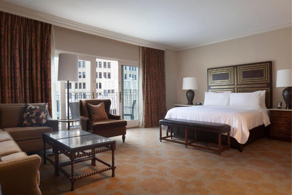 Westin Riverwalk San Antonio