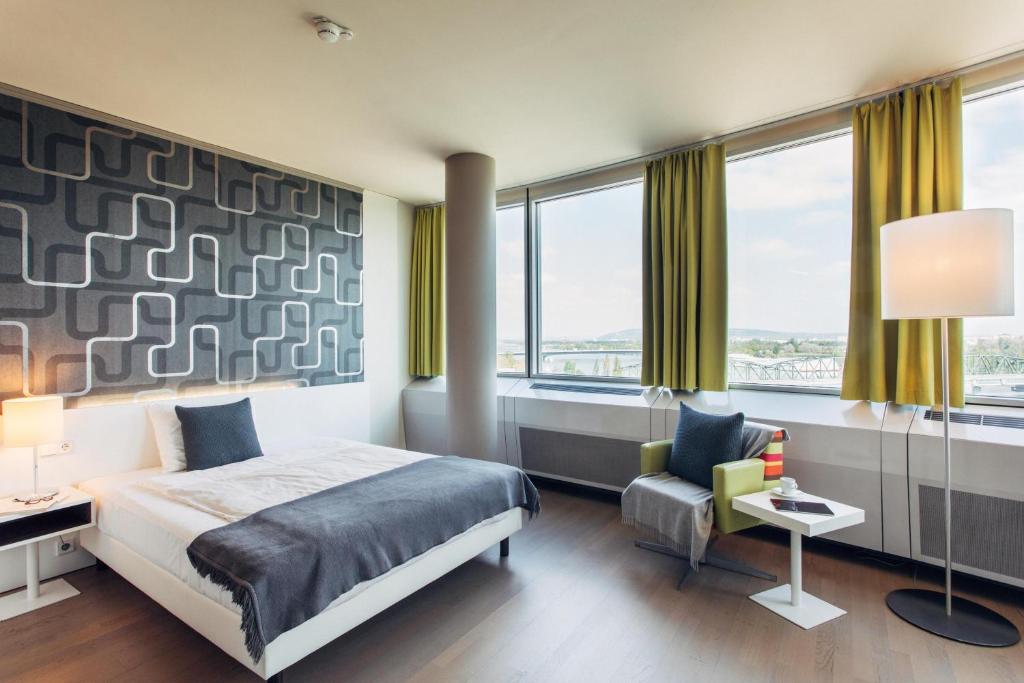 harryâ€™s home Wien hotel & apartments