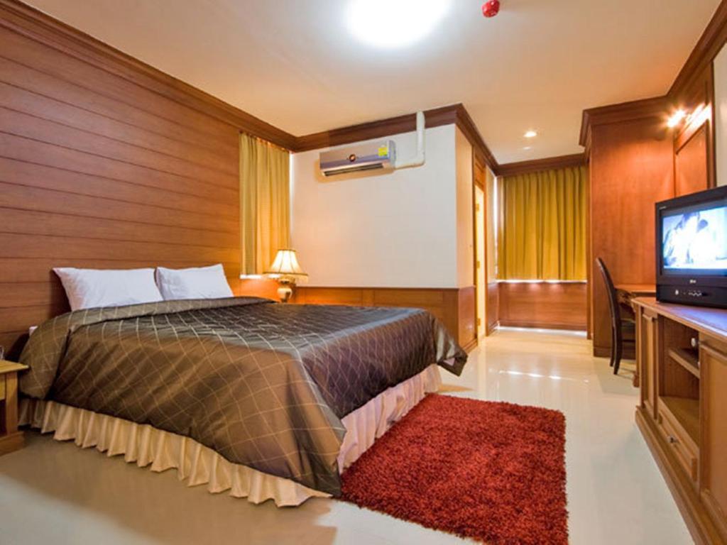 Convenient Park Bangkok Hotel