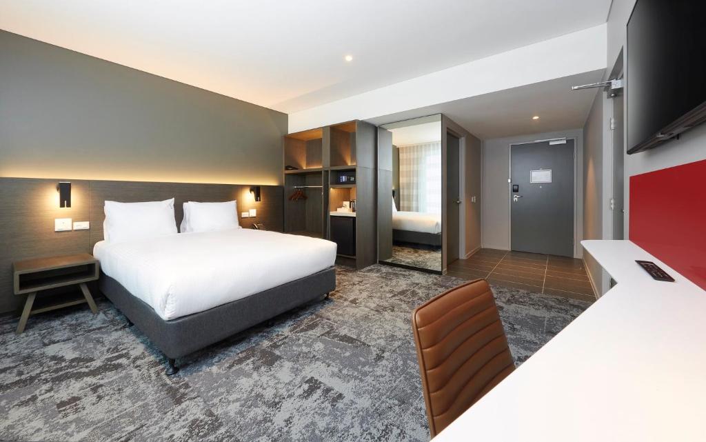 Holiday Inn Express Melbourne Southbank
