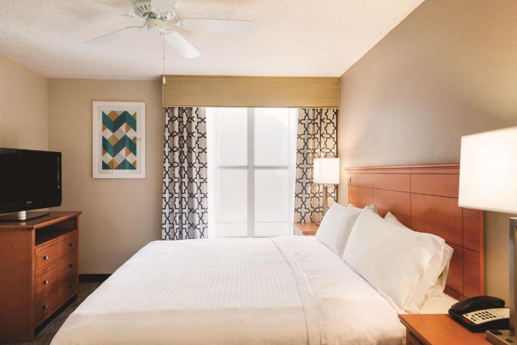 Homewood Suites by Hilton Orlando