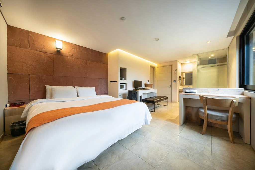 Tara Hotel