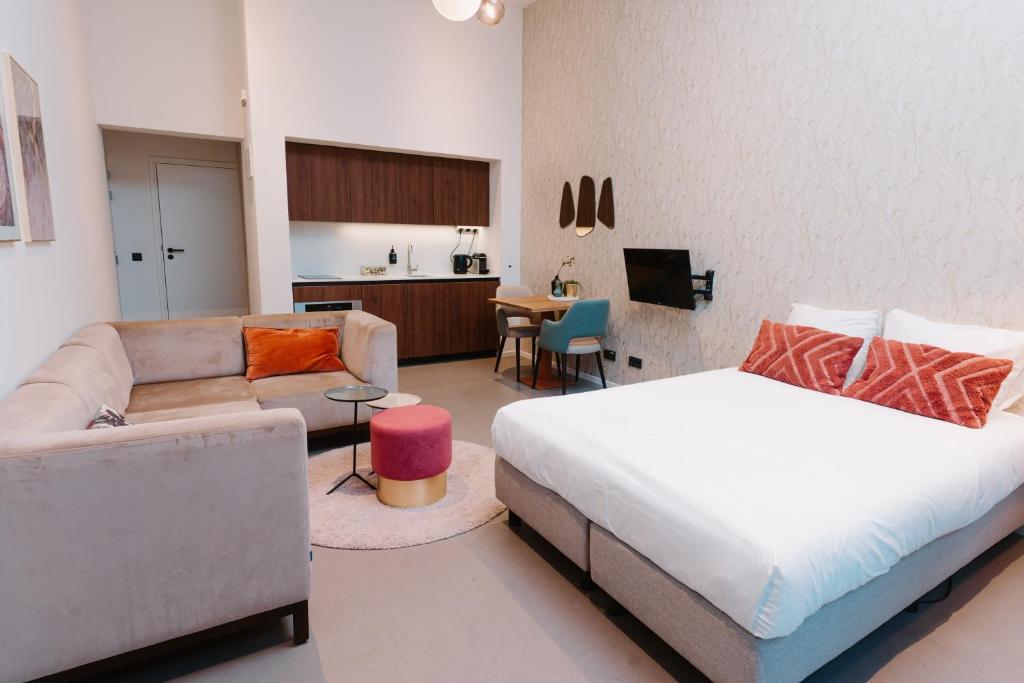 The Anthony Hotel