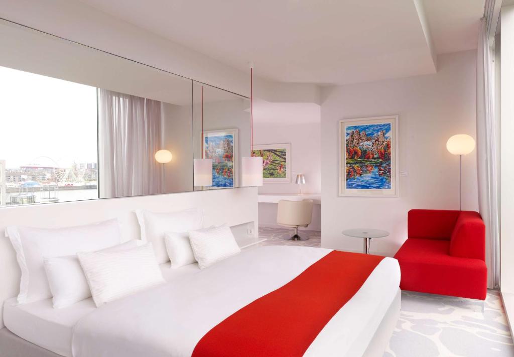 art'otel Cologne, Powered by Radisson Hotels