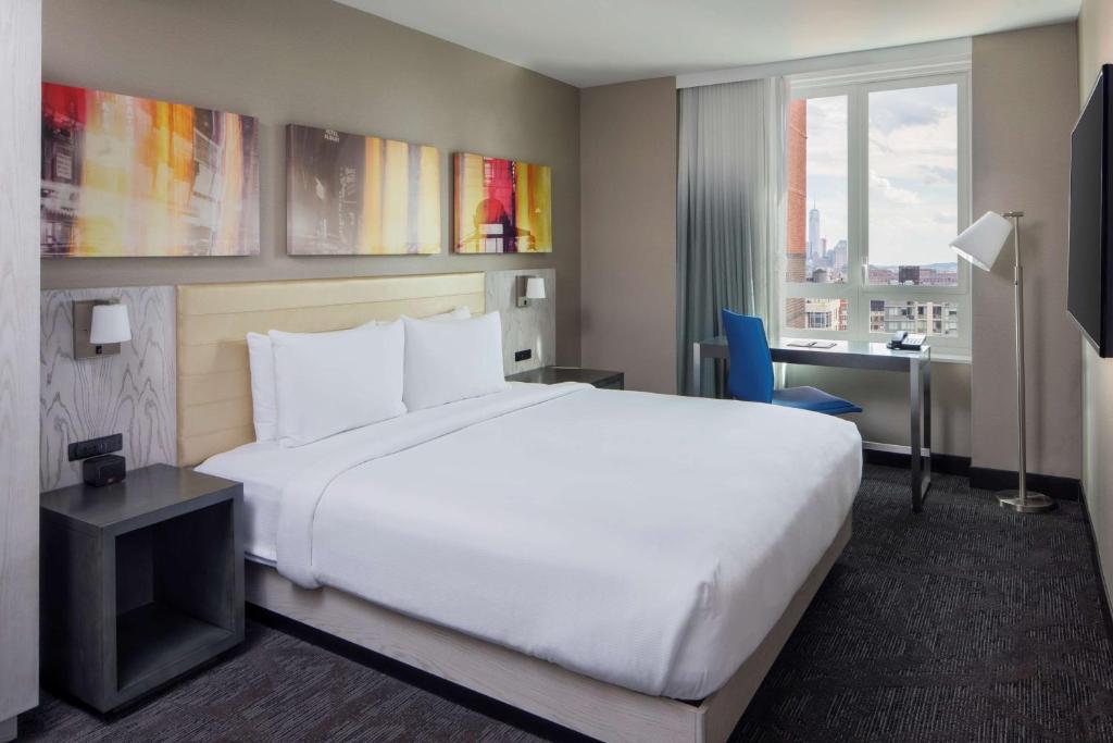 DoubleTree by Hilton Hotel New York Times Square West