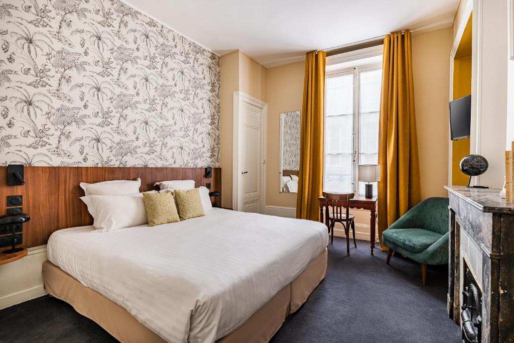Globe et Cecil HÃ´tel