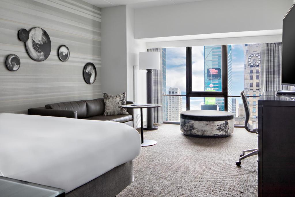 New York Marriott Marquis