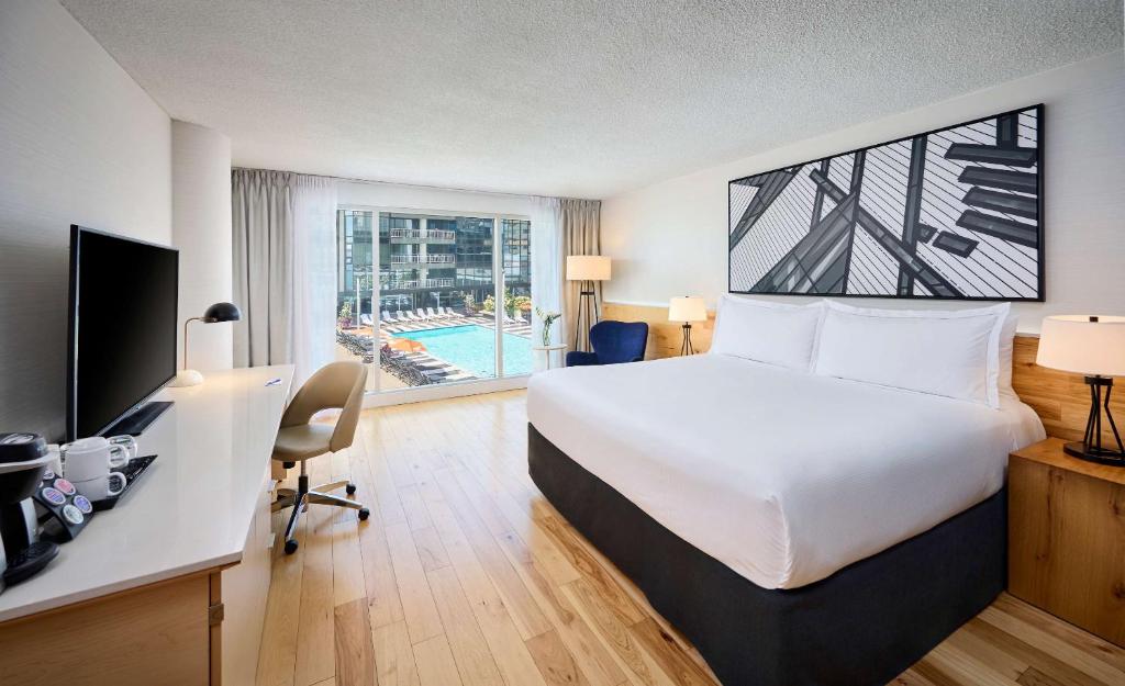 Radisson Blu Toronto Downtown