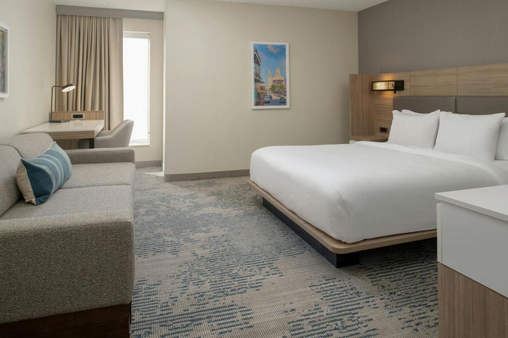 SpringHill Suites New Orleans Warehouse Arts District