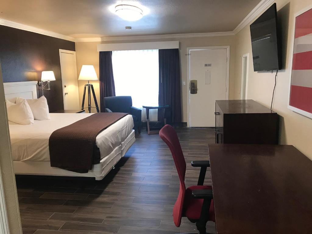 AbbyÃ¢â‚¬â„¢s Anaheimer Inn