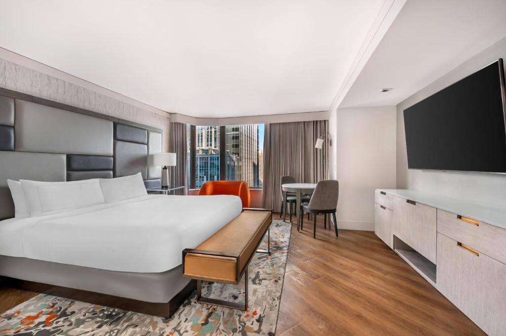Hilton Grand Vacations Club Chicago Magnificent Mile