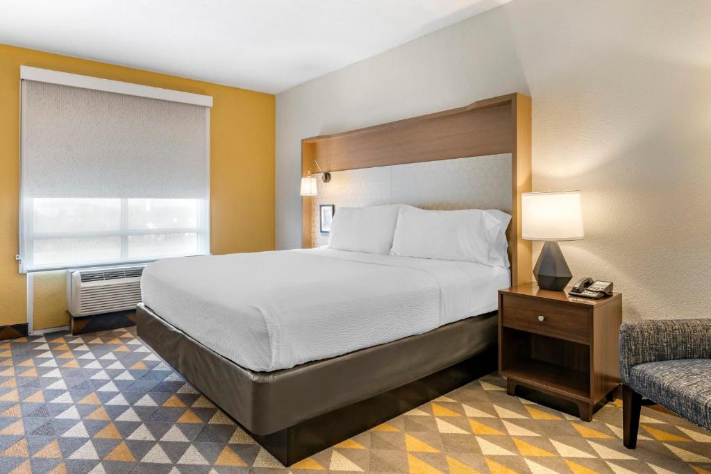 Holiday Inn Louisville Airport South by IHG