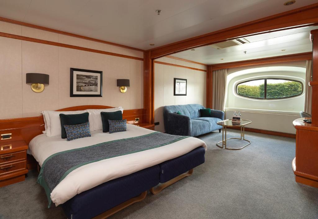 Sunborn London Yacht Hotel