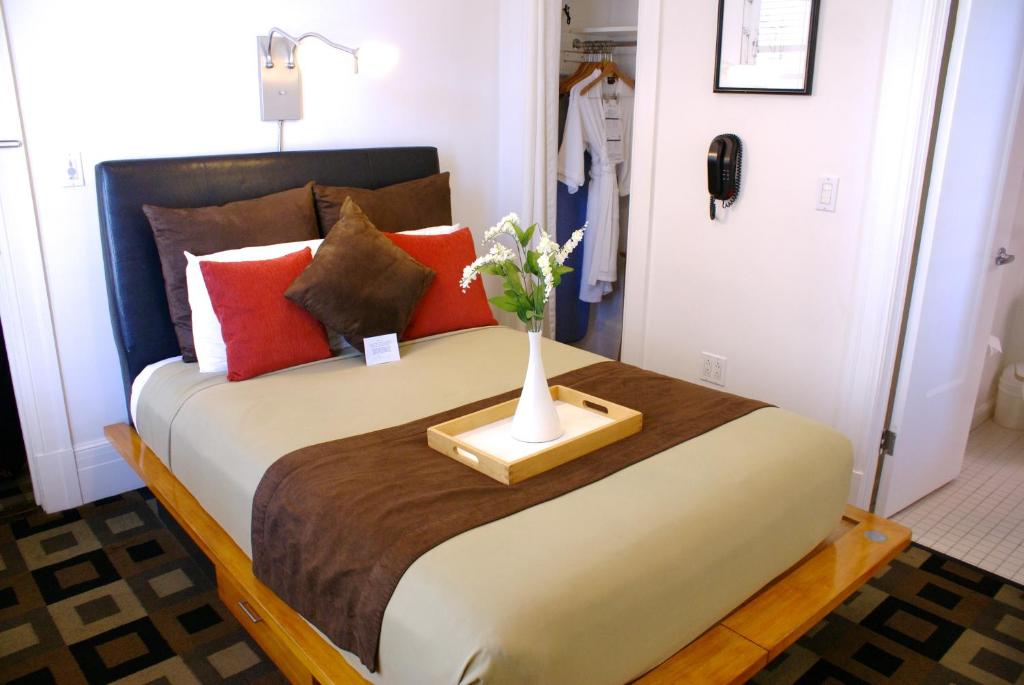 The Mosser hotel