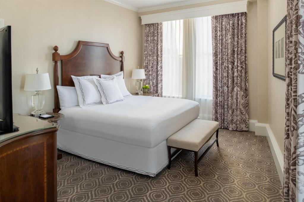 The Roosevelt New Orleans, A Waldorf Astoria Hotel